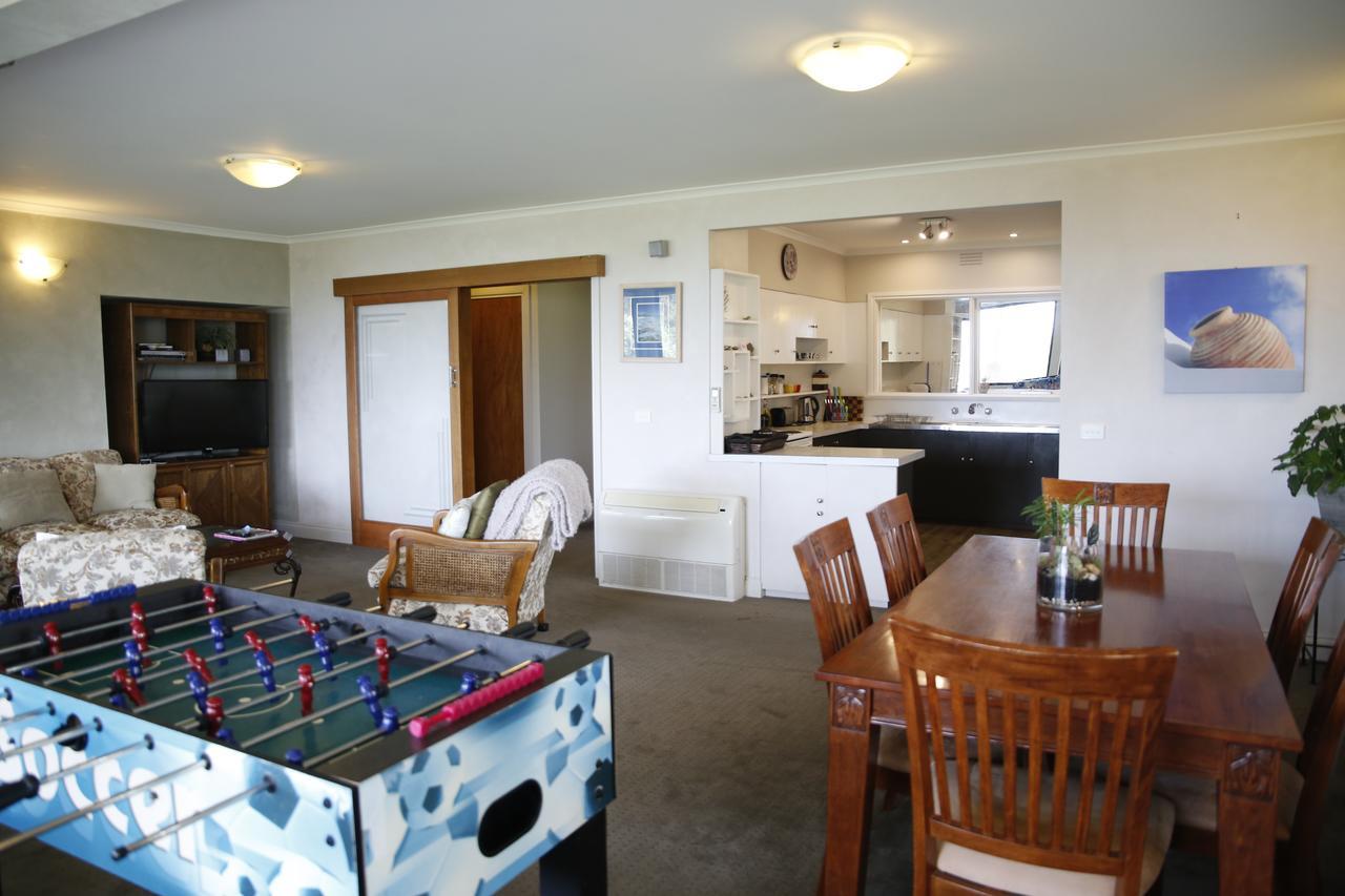 Beachside Entertainer Apartment Apollo Bay Exterior photo